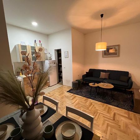 Le Royal Suites Sarajevo - City Center Luaran gambar