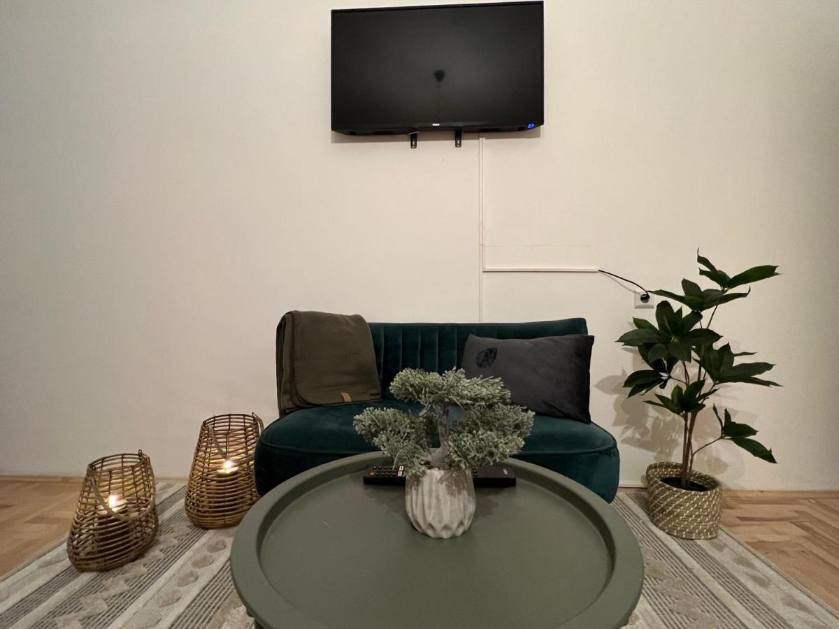 Le Royal Suites Sarajevo - City Center Luaran gambar
